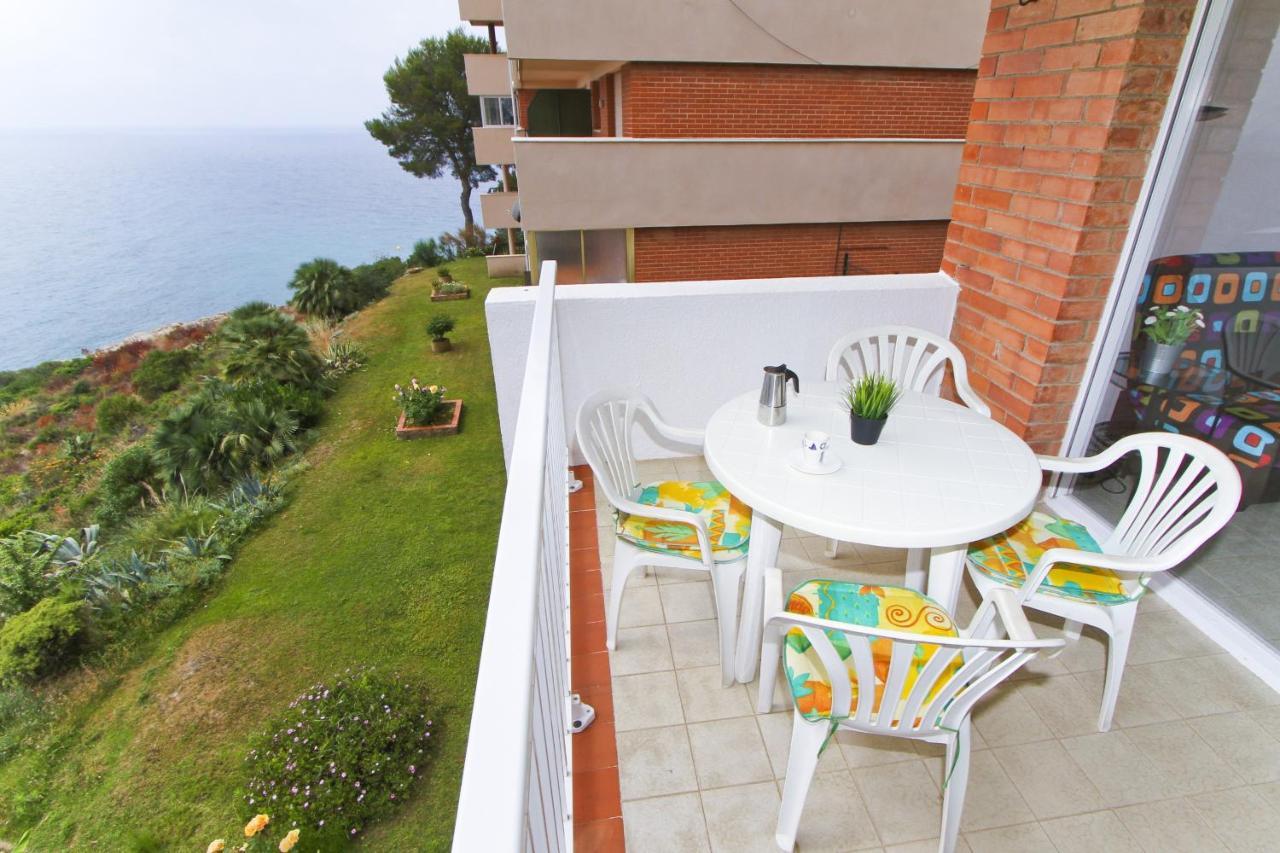 Cabo Menor 2 Planet Costa Dorada Apartment Salou Exterior photo